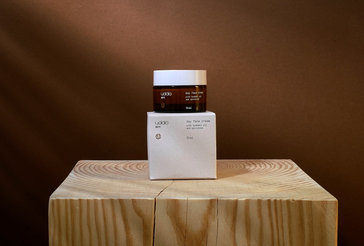 16 cosmetic jar design