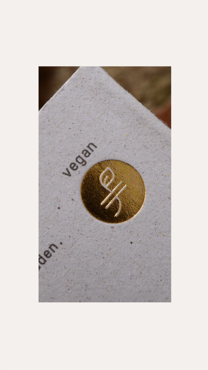 24b vegan sign